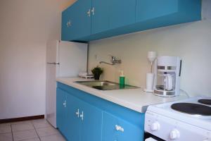 Dolphins Luxury House