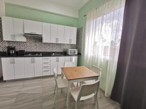 Condo 1bdr 1bth wifi and pool