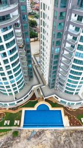 Nauras Towers 3 bedroom beachfront apartment