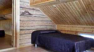 Ahmalammen mökkikylä