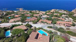 Villetta Lentisco holiday home with pool