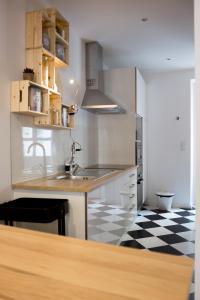 Ocean Center Apartments