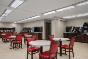 Garner Hotel North Bergen - NYC Gateway by IHG