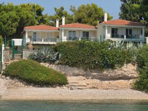 Evia Blue Paradise, Sea Front, Beachfront Villa, Frontline Villa, Eretria, Evia, Greece