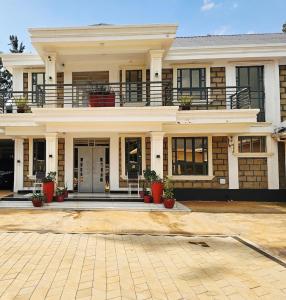 Esouthlands 6 Beds 4 bedrooms villa