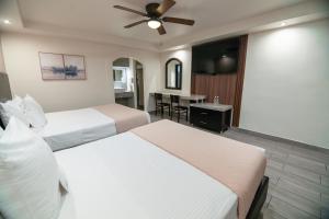 Hotel Siesta Real
