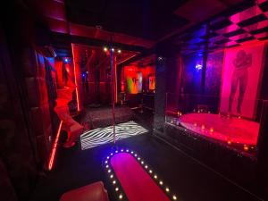 X Hotel Salem