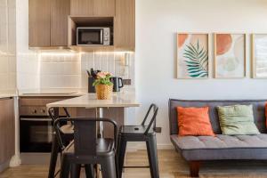 Discover Nunoa Cozy 1BR with Local Charm