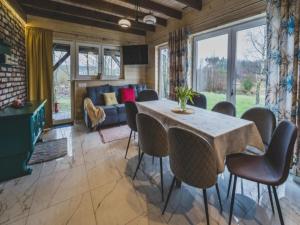 Large holiday home, jacuzzi, sauna, salt cave