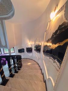 Signature Suite