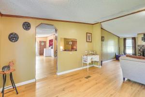 5 Mi to Dtwn Aiken! Family Home w Open Yard