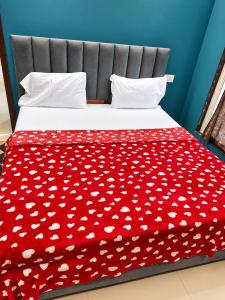 Emerald Forest Stay Cozy Designer 1BHK