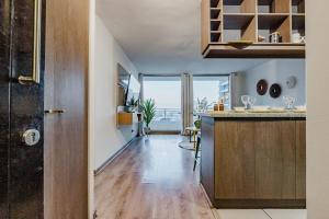 Apartment in the Italia Neighborhood with Parking