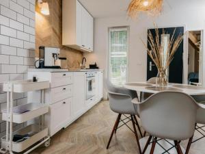 Chic Holiday Retreat with Sauna in Kopalino