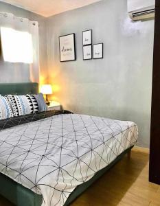 2 BR Condo in Pasig near LRT2 Santolan with Wifi