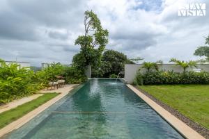 StayVista at GK-Bella Vista With Infinity Pool, Lake View