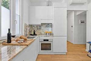 Kamy Home | Steps to the Lake & Free Park - Happy Rentals