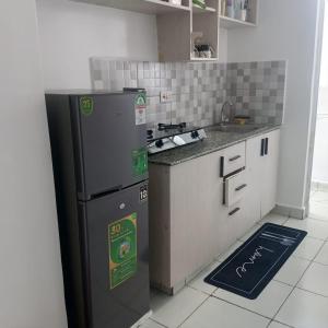 Beautiful two bedroom apartment in Buxton point with ac and hot shower - BL402
