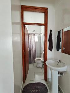 Beautiful two bedroom apartment in Buxton point with ac and hot shower - BL402