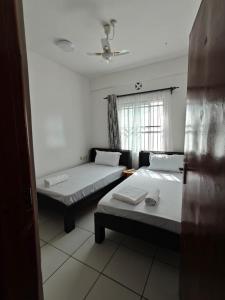 Beautiful two bedroom apartment in Buxton point with ac and hot shower - BL402