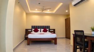 DJ Grand Hotel - TPT