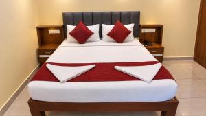 DJ Grand Hotel - TPT