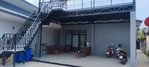 Tinlay house and hostel