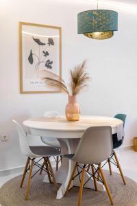 Amelia luxury beachfront apartment near airport