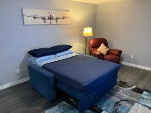 Forest 1-BR Suite - Hot Tub, Playground, BBQ