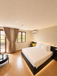 3A Sunset Hotel