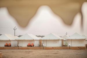 DUSK N DUNES - Thar Desert Camp