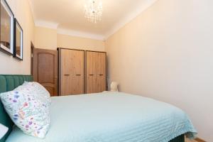 Central 2BR Apartment Fully Renovated 2026