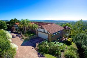 Tranquil Garden Hideaway