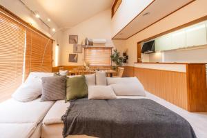 Baby & Kids Play Equipment, Free Parking, 8 Minutes to Direct Airport Access Station, Easy Access to Asakusa & Tokyo Skytree
