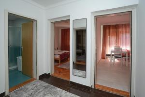 Apartman sa 2 spavaće sobe