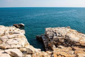 Acroterra Suites - Easy Living