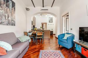 Vatican Elegant for 6, Metro & Comfort