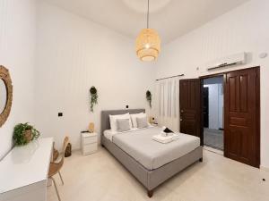 Eternel Rooms