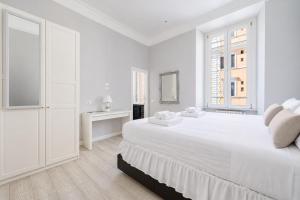 Vatican Luxury Apt 3 Bedrooms 4 Bathrooms