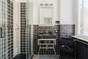 Vatican Luxury Apt 3 Bedrooms 4 Bathrooms
