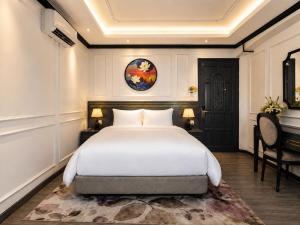 Ricky Chan Hotel