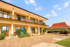 Kampung Abdi Resort Syariah Mitra RedDoorz