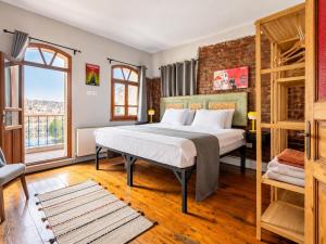 Timeless House Overlooking the Golden Horn with Sea - Nilorayn