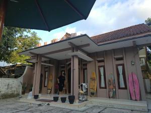 Dinasty Living Villa Batukaras