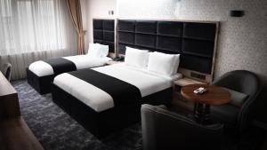 COMFORT HOUSE HOTEL