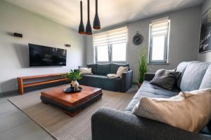Meadows9 Apartment by Cracovia Prime
