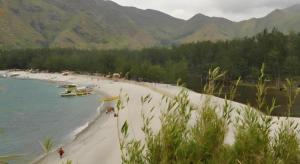 Sir Williams Lodge & Beach Resort