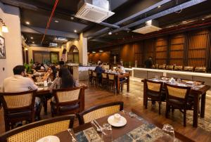 Pleasant Tree Hotels - Luxury Stay Amidst Nature