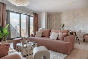 Casa Blush Riverview by Downtown Apartments