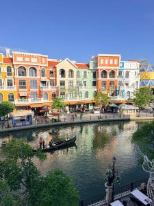 Phú Quốc Homestay San San - View sông Venice - Grandworld Phu Quoc